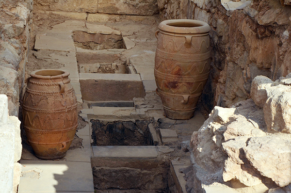 Pithoi of Knossos